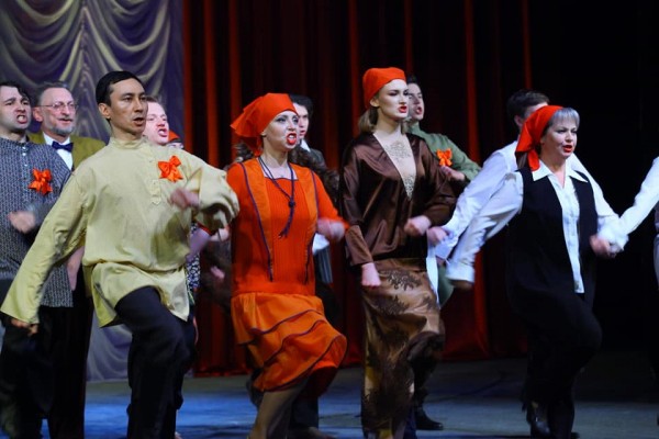 Губернатор Челябинской области поздравил старейший театр Южного Урала со столетием