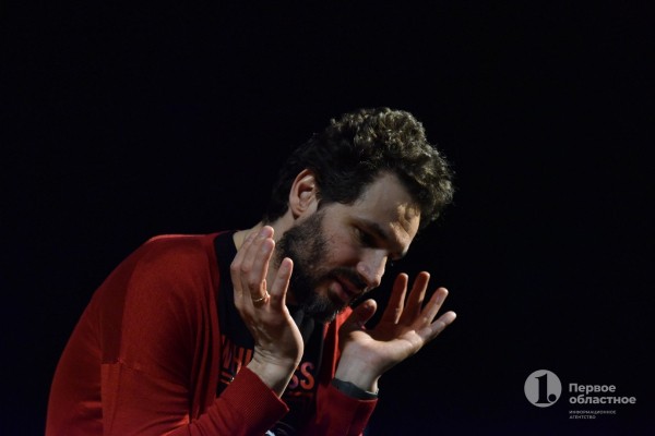 «Тень» Шварца в Челябинском драмтеатре: Metallica, стимпанк и немножко Дали «Тень» Шварца в Челябинском драмтеатре: Metallica, стимпанк и немножко Дали