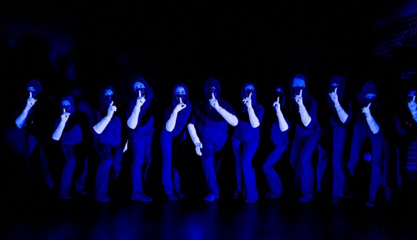 Колыбельная мироздания: в новом иммерсивном спектакле театра Ольги Пона танцоры говорят Колыбельная мироздания: в новом иммерсивном спектакле театра Ольги Пона танцоры говорят