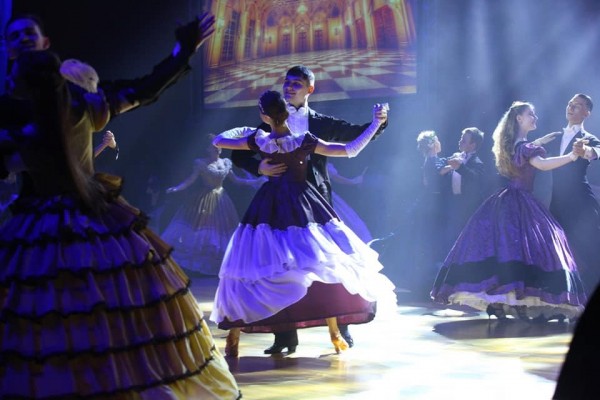 В Челябинске проходит юбилейный Кубок губернатора по танцевальному спорту В Челябинске проходит юбилейный Кубок губернатора по танцевальному спорту