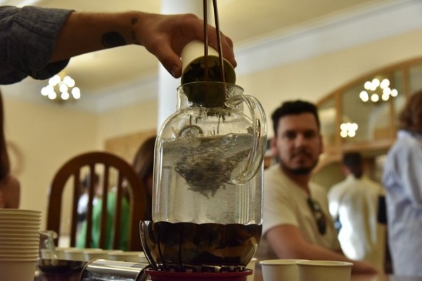 Челябинский театр проводит чайные церемонии Челябинский театр проводит чайные церемонии