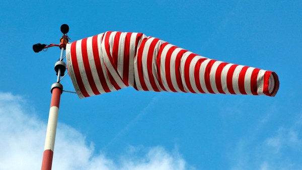 Грозы и ветер 27 м/c: экстренное предупреждение МЧС в Челябинской области Грозы и ветер 27 м/c: экстренное предупреждение МЧС в Челябинской области