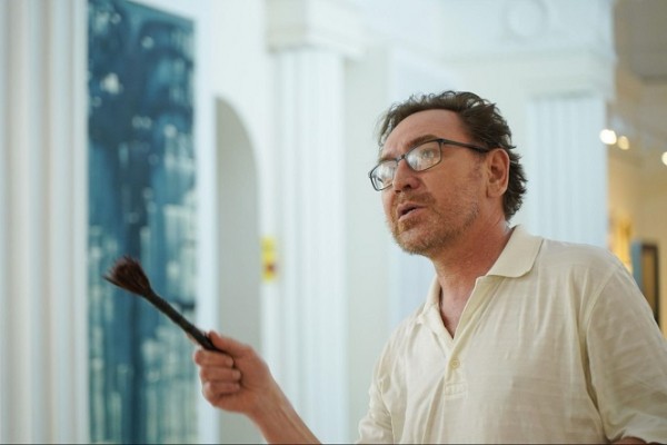 На вернисаже челябинцы увидят сразу восемь проектов и автора На вернисаже челябинцы увидят сразу восемь проектов и автора