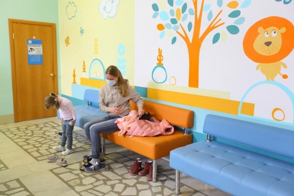 В Челябинске сегодня отремонтированы 85% городских поликлиник В Челябинске сегодня отремонтированы 85% городских поликлиник