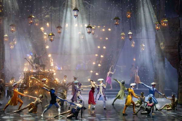 В Челябинске стартовал XII балетный фестиваль имени Екатерины Максимовой В Челябинске стартовал XII балетный фестиваль имени Екатерины Максимовой