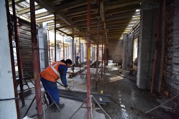 От дома доктора Агапова в Челябинске остались две стены От дома доктора Агапова в Челябинске остались две стены