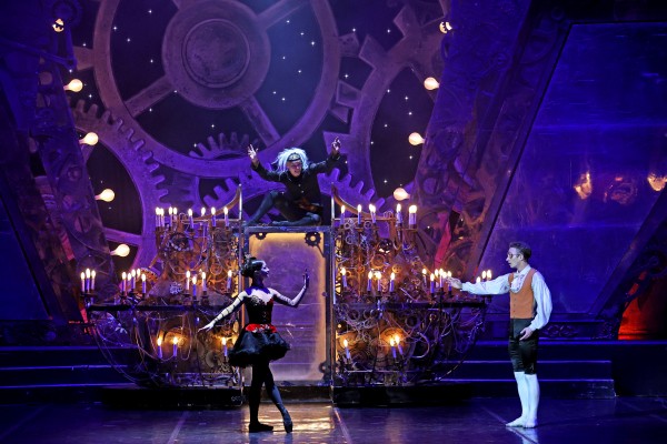 Премьерой балета-феерии «Сказки Гофмана» откроется Международный фестиваль балета в Челябинске Премьерой балета-феерии «Сказки Гофмана» откроется Международный фестиваль балета в Челябинске