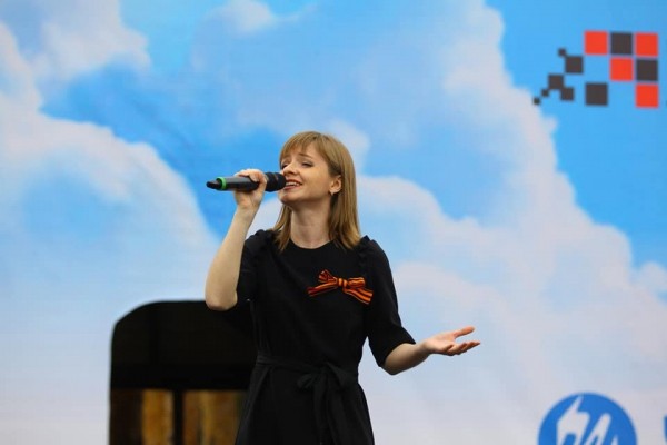 В Челябинске состоялся концерт “Пришла весна, пришла Победа!”