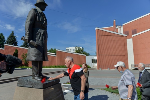 «Через неделю война, Иосиф Виссарионович. Источник надежный» — в Челябинске вспомнили о начальнике внешней разведки Павле Фитине «Через неделю война, Иосиф Виссарионович. Источник надежный» — в Челябинске вспомнили о начальнике внешней разведки Павле Фитине
