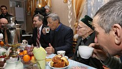 В Историческом музее Южного Урала подготовили фотовыставку к юбилею Петра Сумина