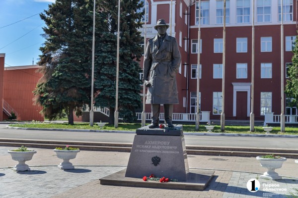 «Через неделю война, Иосиф Виссарионович. Источник надежный» — в Челябинске вспомнили о начальнике внешней разведки Павле Фитине «Через неделю война, Иосиф Виссарионович. Источник надежный» — в Челябинске вспомнили о начальнике внешней разведки Павле Фитине