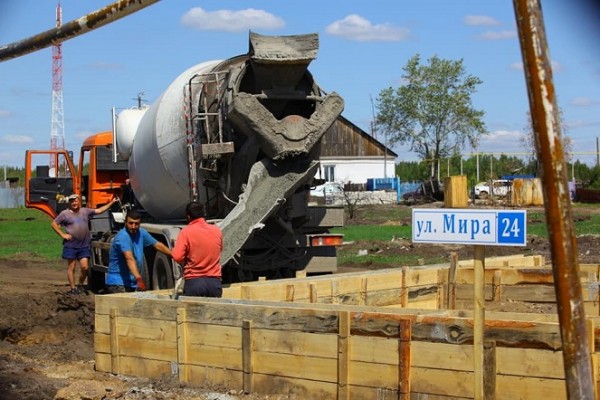 Владимир Якушев и Алексей Текслер сегодня посетили территории региона, пострадавшие от пожаров Владимир Якушев и Алексей Текслер сегодня посетили территории региона, пострадавшие от пожаров
