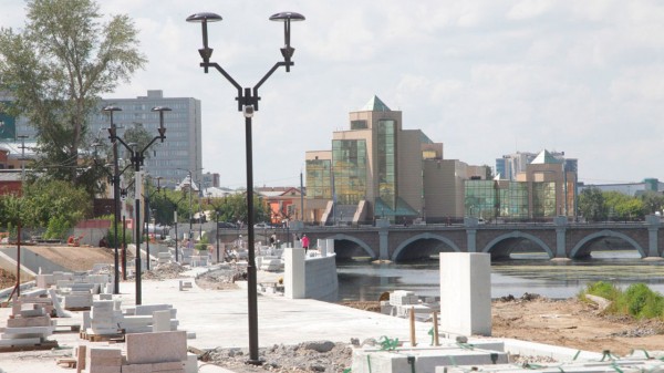 Алексей Текслер попросил челябинцев придумать событие для новой набережной Алексей Текслер попросил челябинцев придумать событие для новой набережной