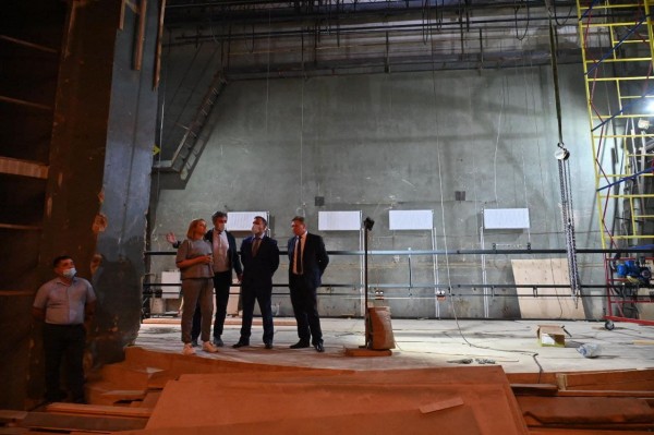 В челябинском театре кукол оборудуют единственную в области сцену-трансформер В челябинском театре кукол оборудуют единственную в области сцену-трансформер