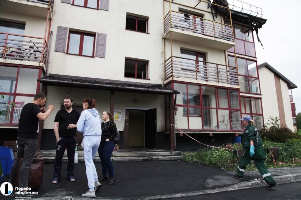 В Залесье начались восстановительные работы в пострадавшем от пожара доме