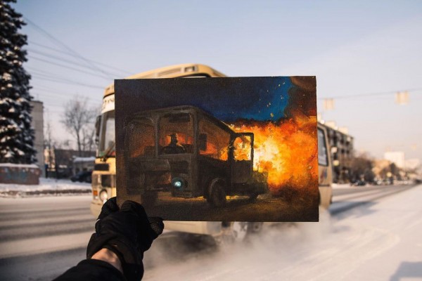 Горящие автобусы и спящие пассажиры: художница из Челябинска нарисовала серию картин о маршрутках Горящие автобусы и спящие пассажиры: художница из Челябинска нарисовала серию картин о маршрутках