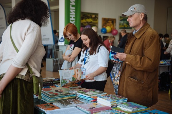 В городах Челябинской области устроят встречи с известными писателями форума «Рыжий Фест» В городах Челябинской области устроят встречи с известными писателями форума «Рыжий Фест»