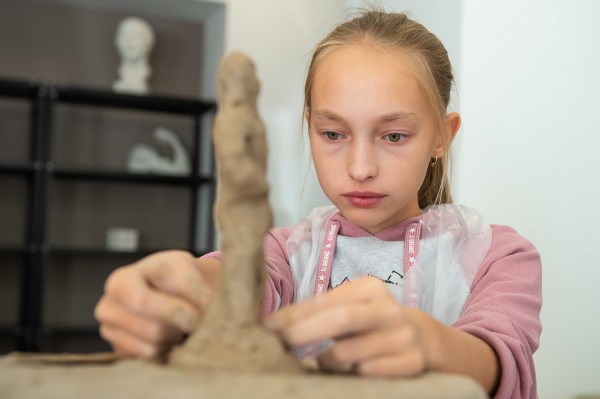 В Челябинcке открылся новый корпус Детской художественной школы искусств В Челябинcке открылся новый корпус Детской художественной школы искусств