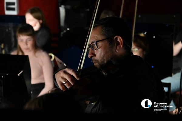 В Челябинском театре оперы и балета идут последние репетиции перед премьерой «Бала-маскарада» В Челябинском театре оперы и балета идут последние репетиции перед премьерой «Бала-маскарада»