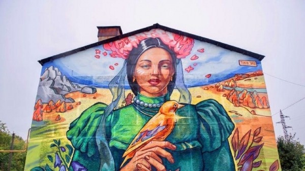 13 огромных картин появились на многоэтажках в Челябинской области 13 огромных картин появились на многоэтажках в Челябинской области