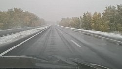 На трассах Челябинской области выпал мокрый снег