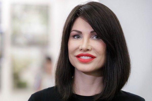 Челябинский Камерный театр показал необычный перформанс перед премьерой