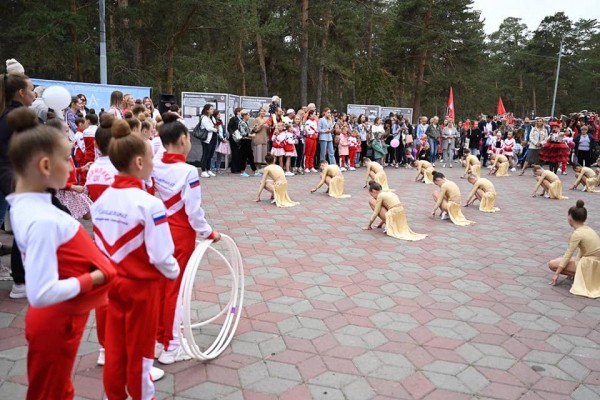 Как в Челябинске прошел юбилейный общественно-политический вернисаж Как в Челябинске прошел юбилейный общественно-политический вернисаж