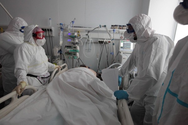 Молодежь Челябинской области стала чаще тяжело болеть COVID-19