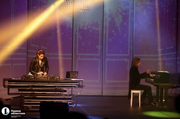 В Челябинске Дмитрий Маликов представил свой спектакль на сцене Детской филармонии В Челябинске Дмитрий Маликов представил свой спектакль на сцене Детской филармонии