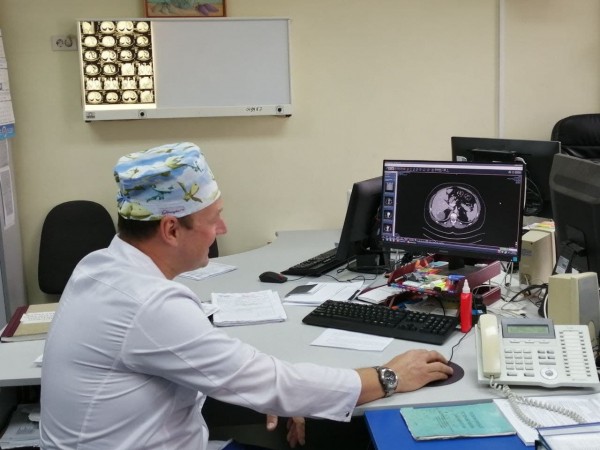 Челябинские хирурги удалили опухоль печени через проколы