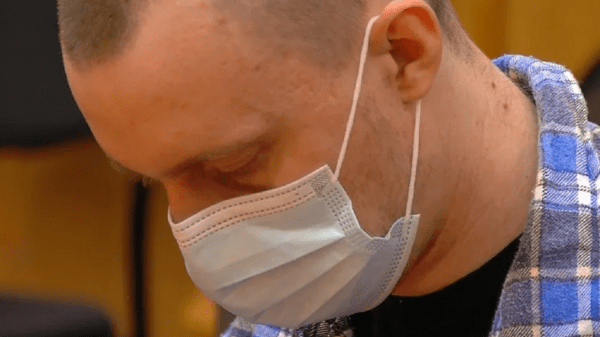 Суд Челябинска отправил в психбольницу мужчину, убившего жену на глазах у детей