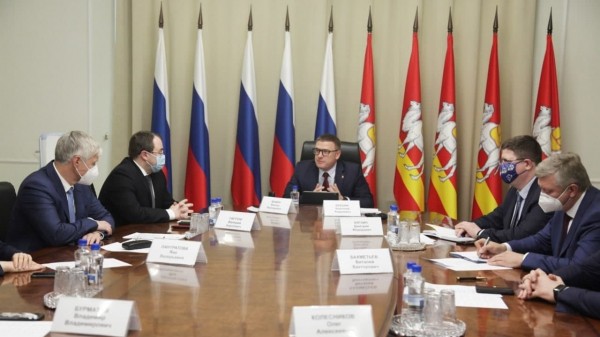 Губернатор Челябинской области встретился с новыми парламентариями Губернатор Челябинской области встретился с новыми парламентариями