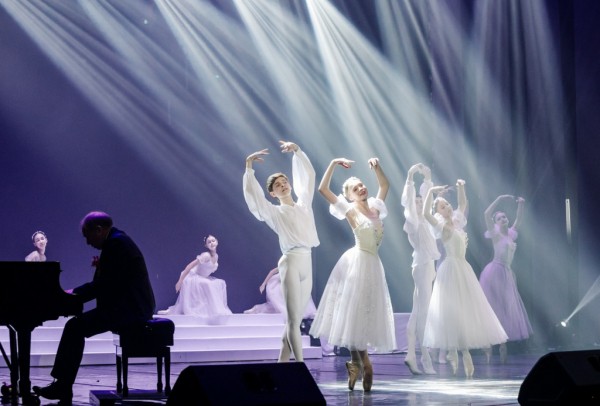 15 творческих театральных коллективов поборются за поездку в Москву на финал фестиваля «Страна – Театр – Школа»