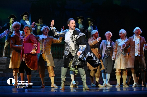 «Бал-маскарад» в Челябинском театре оперы и балета: эффектное и праздничное начало сезона «Бал-маскарад» в Челябинском театре оперы и балета: эффектное и праздничное начало сезона