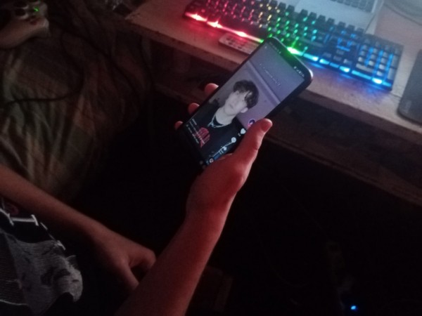 Пять топовых Tik Tok блогеров из Челябинска: трое начинающих комиков, одна певица без голоса и собака Соня Пять топовых Tik Tok блогеров из Челябинска: трое начинающих комиков, одна певица без голоса и собака Соня