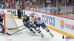 Хоккейный клуб «Трактор» одержал победу в южноуральском дерби Хоккейный клуб «Трактор» одержал победу в южноуральском дерби