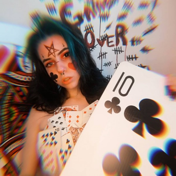 Пять топовых Tik Tok блогеров из Челябинска: трое начинающих комиков, одна певица без голоса и собака Соня Пять топовых Tik Tok блогеров из Челябинска: трое начинающих комиков, одна певица без голоса и собака Соня