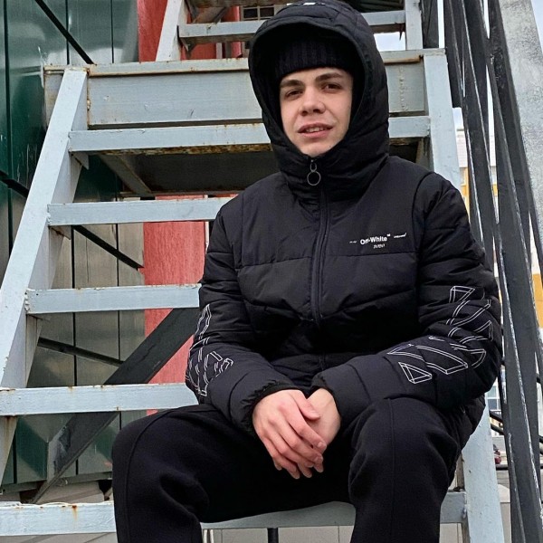 Пять топовых Tik Tok блогеров из Челябинска: трое начинающих комиков, одна певица без голоса и собака Соня Пять топовых Tik Tok блогеров из Челябинска: трое начинающих комиков, одна певица без голоса и собака Соня