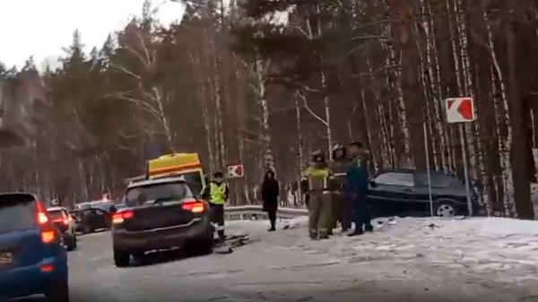 4 автомобиля столкнулись на трассе в Челябинской области, есть пострадавшие