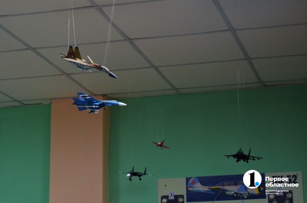 Отказ от гаджетов и мечта о небе: как живут кадеты при Челябинском училище штурманов Отказ от гаджетов и мечта о небе: как живут кадеты при Челябинском училище штурманов