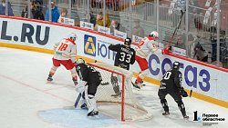 Хоккейный клуб «Трактор» одержал волевую домашнюю победу над китайским «Куньлунем» Хоккейный клуб «Трактор» одержал волевую домашнюю победу над китайским «Куньлунем»
