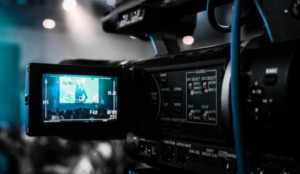 Алексей Текслер готовится к прямой линии с жителями Челябинской области: когда и где смотреть