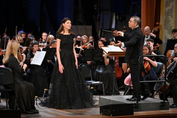 Мексиканский пианист выступил на одной сцене с южноуральским оркестром Мексиканский пианист выступил на одной сцене с южноуральским оркестром