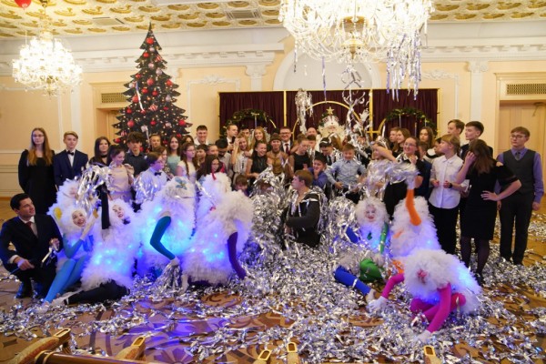 Алексей Текслер провел прием талантливых детей Южного Урала