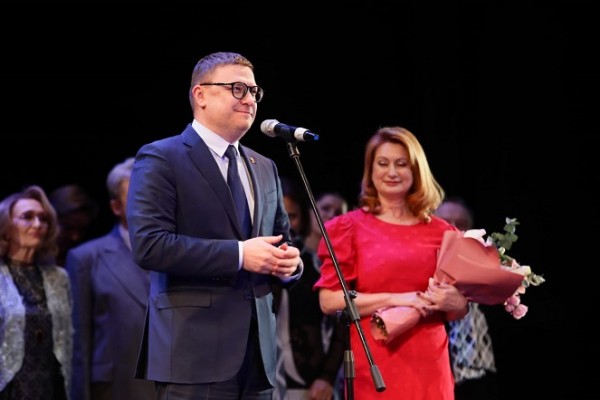 Владимир Путин поздравил челябинский театр со столетним юбилеем