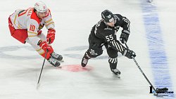 Хоккейный клуб «Трактор» одержал волевую домашнюю победу над китайским «Куньлунем» Хоккейный клуб «Трактор» одержал волевую домашнюю победу над китайским «Куньлунем»