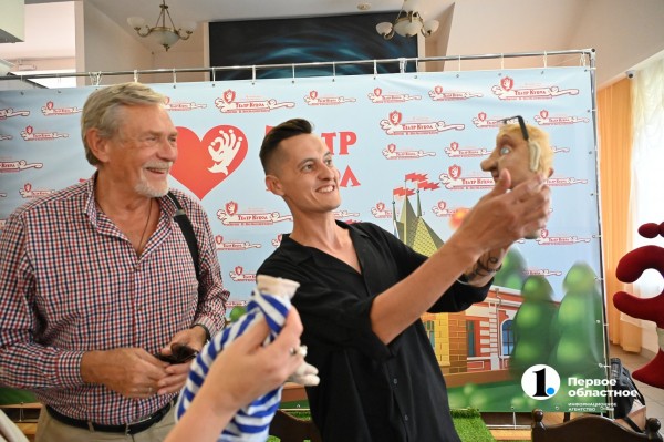 Александр Михайлов: «„Любовь и голуби“ ругали за издевательство над русским народом» Александр Михайлов: «„Любовь и голуби“ ругали за издевательство над русским народом»