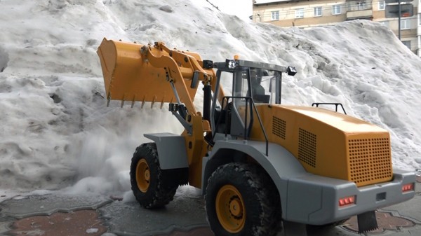 Как челябинский инженер собирает миниатюрные модели машин и самолетов Как челябинский инженер собирает миниатюрные модели машин и самолетов