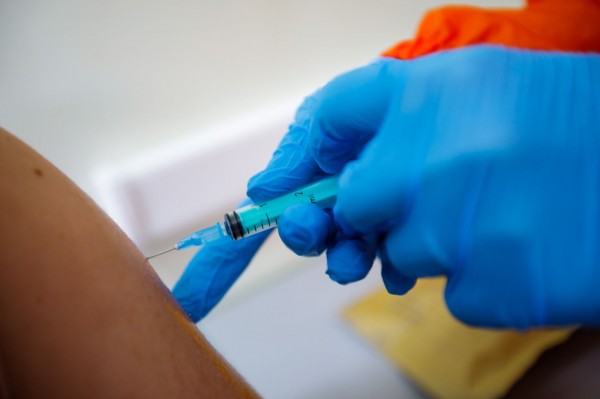 В Челябинске началась вакцинация подростков от COVID-19