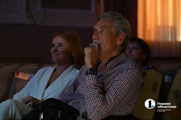 Александр Михайлов: «„Любовь и голуби“ ругали за издевательство над русским народом» Александр Михайлов: «„Любовь и голуби“ ругали за издевательство над русским народом»